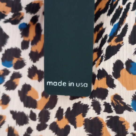 Revolve Krisa Leopard Print Long Sleeved Blouse - Picture 7 of 9